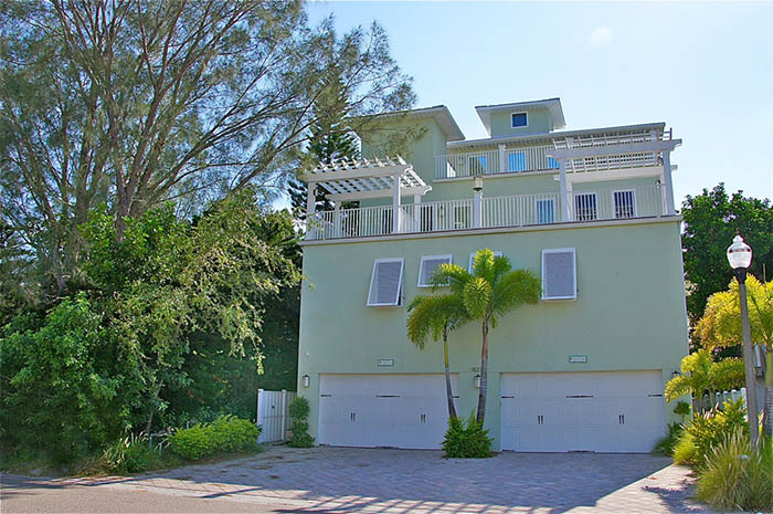 Picture of Florida Property Listed For Sale by Jennifer Blackwell
